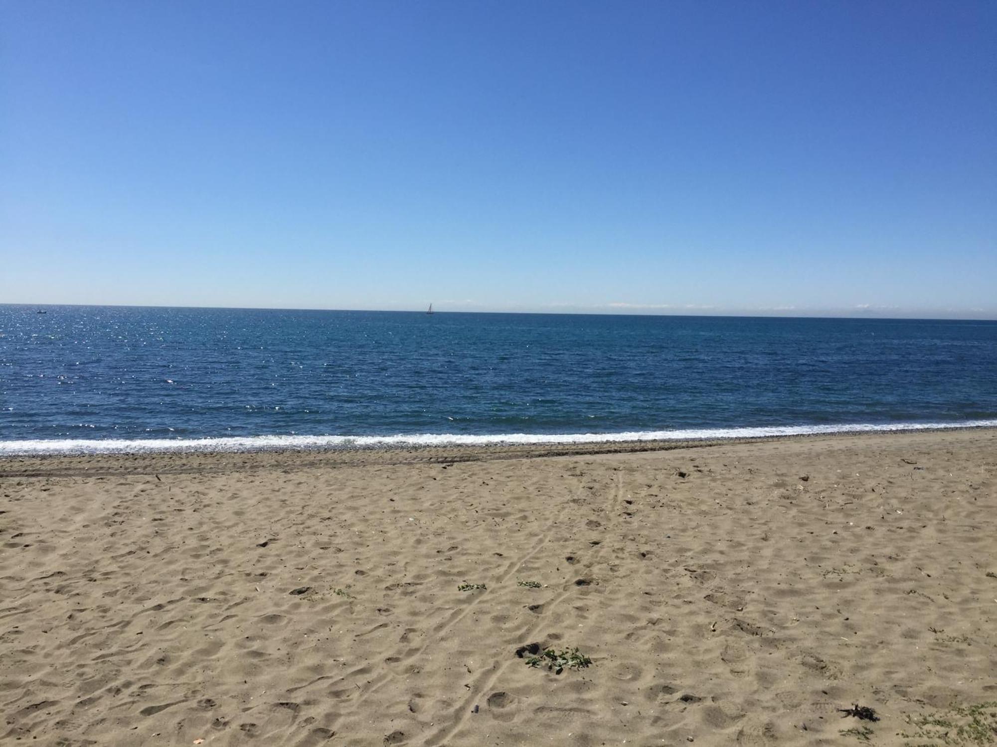 Beachside Estepona Esterno foto